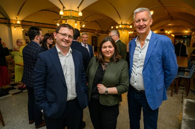 Winning Business in London: A Human-Led Growth System for International Firms